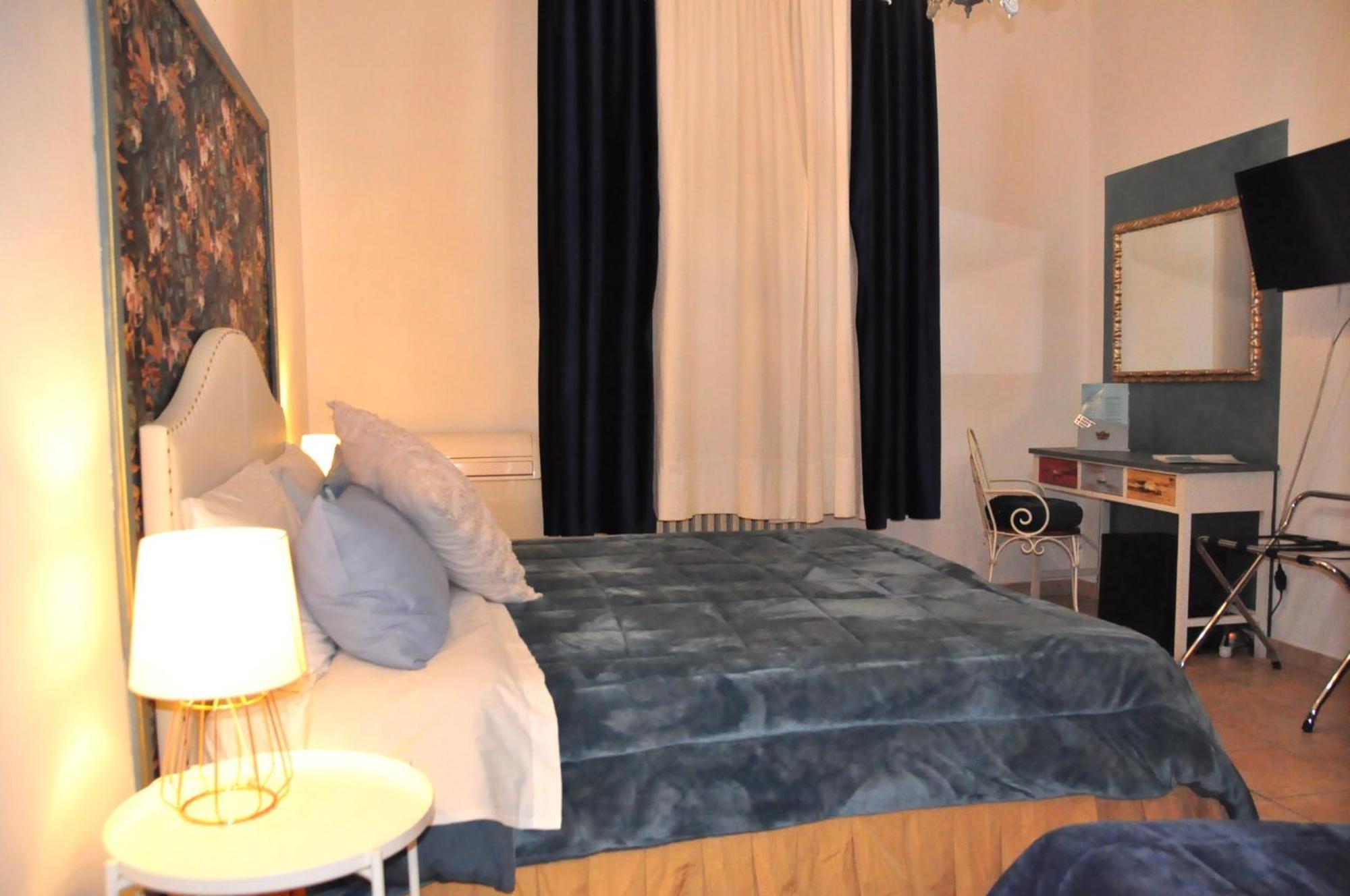 B&B Le Camere Di Livia Sienne Extérieur photo