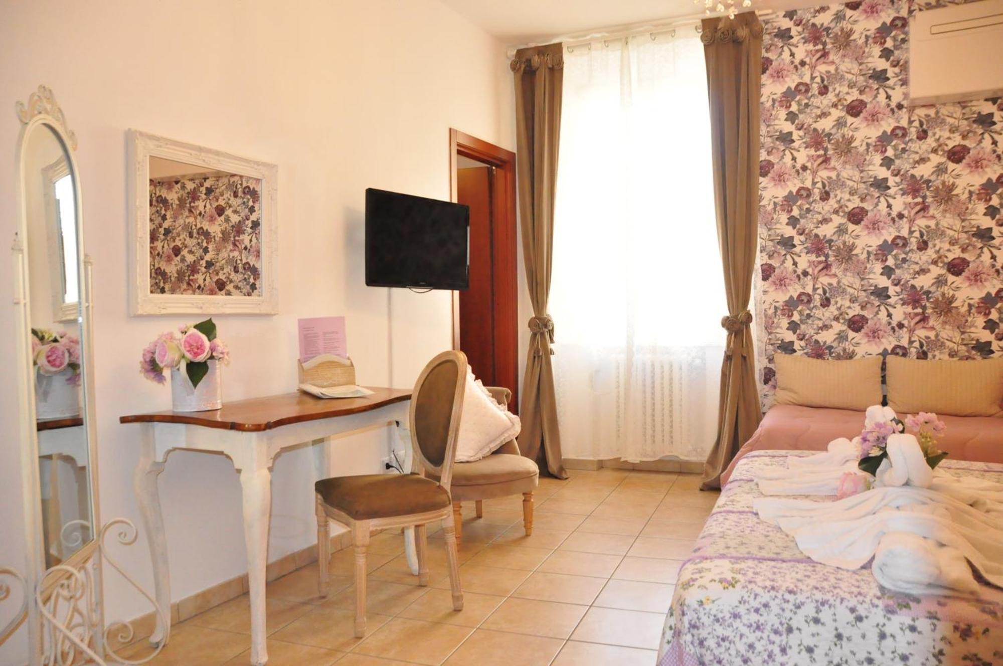 B&B Le Camere Di Livia Sienne Extérieur photo