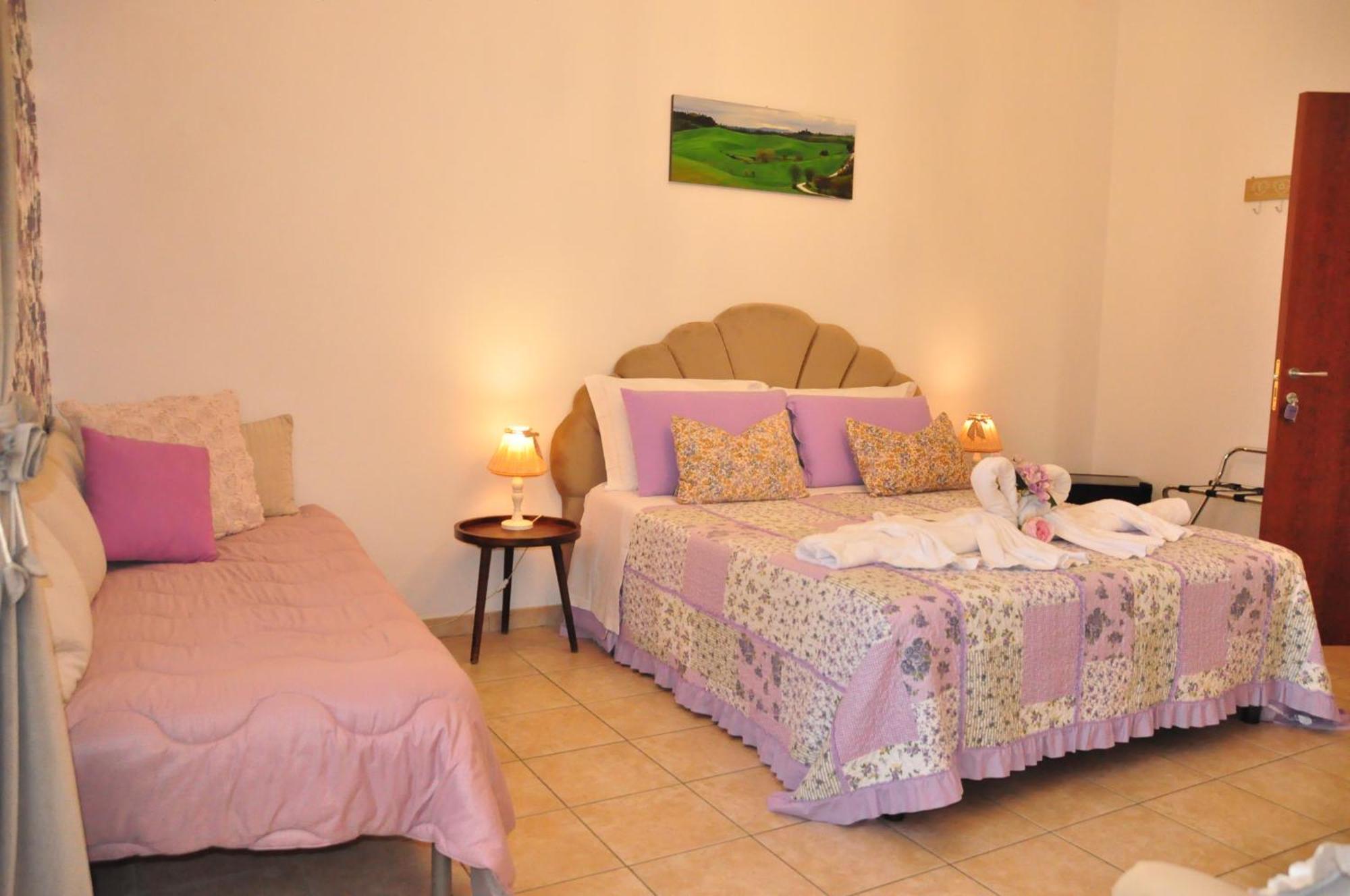 B&B Le Camere Di Livia Sienne Extérieur photo
